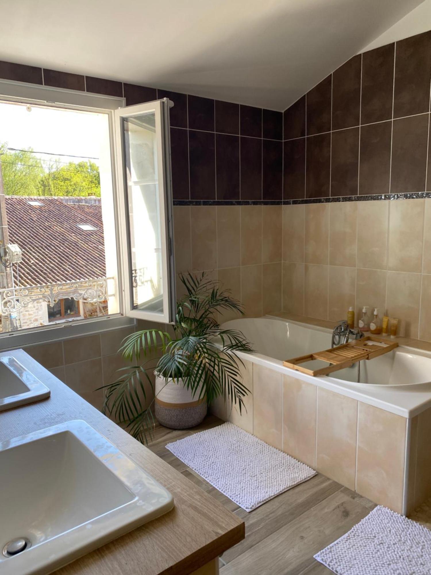 Montpellier-de-Médillan Les 5 Timbresヴィラ エクステリア 写真